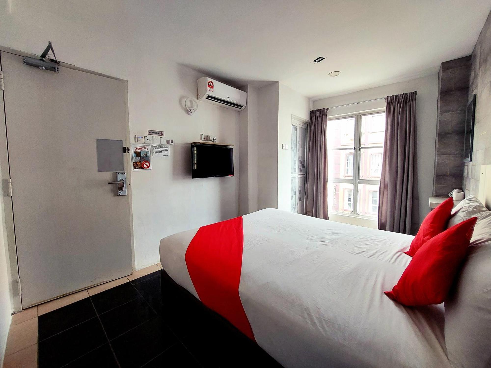 Good2Stay Budget Hotel L Lift L Coway Water L Wifi6 L Laundromat Malacca Room photo